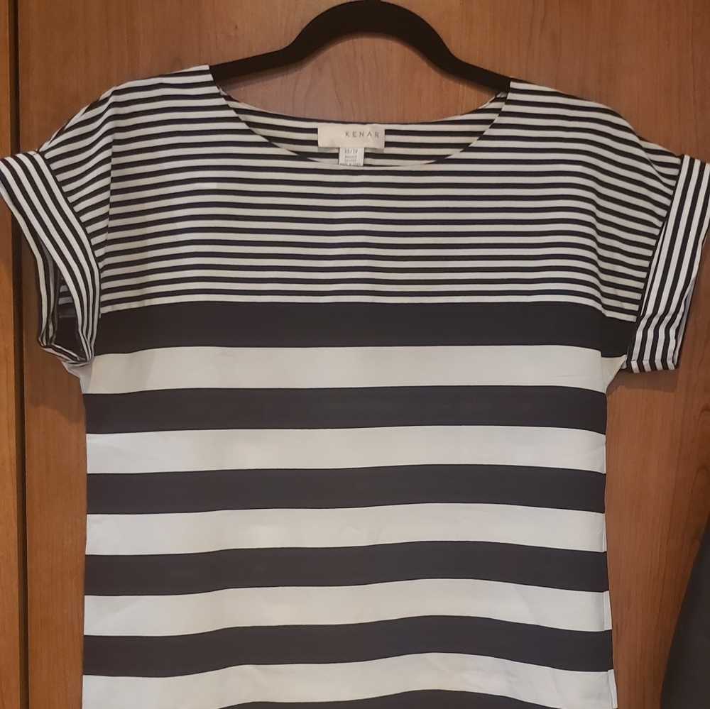 Short sleeved blouse
